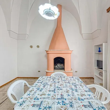 Climatizzato Al Centro Del Paese Con Balcone Panoramico Apartment Ugento